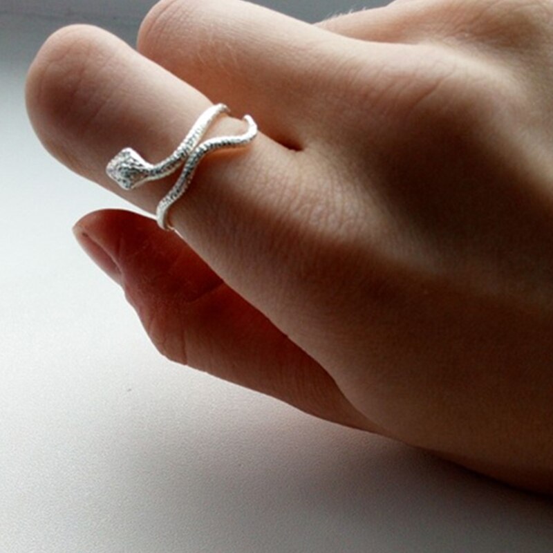 Personality Punk Exaggerated Snake Ring Retro Snake-Shaped Nightclub Ring Stainless Steel Opening Adjustable Ring Valentine Gift