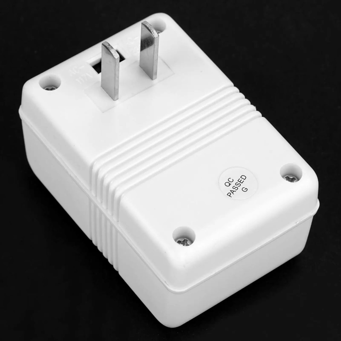 70W Dual Voltage Converter Transformer 110V/120V to 220V/240V with CN Standard Plug - Step-Up & Step-Down