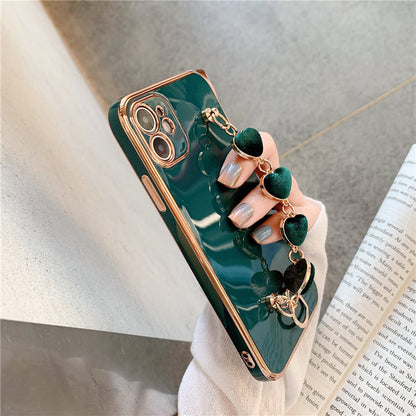 12 Pro Max Case Luxury Plated Electroplated Gold Love Heart Hand Bracelet Cover For iPhone 11 Pro Max 8Plus 7 XR XS X 12 13 Case